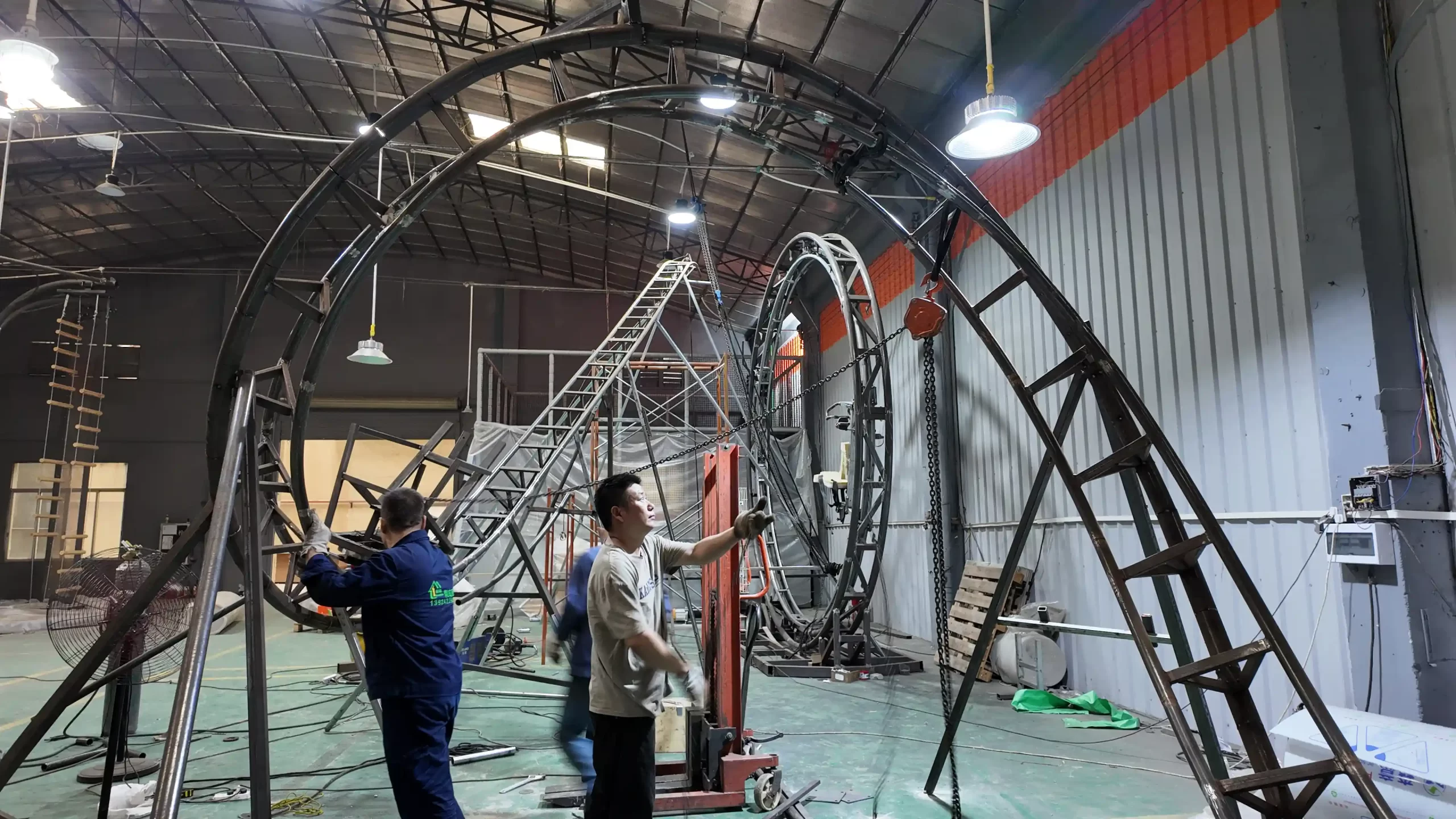 蜜动游乐10000+㎡工厂实拍：360单车、光轮摩托……网红游乐设备生产全过程曝光！